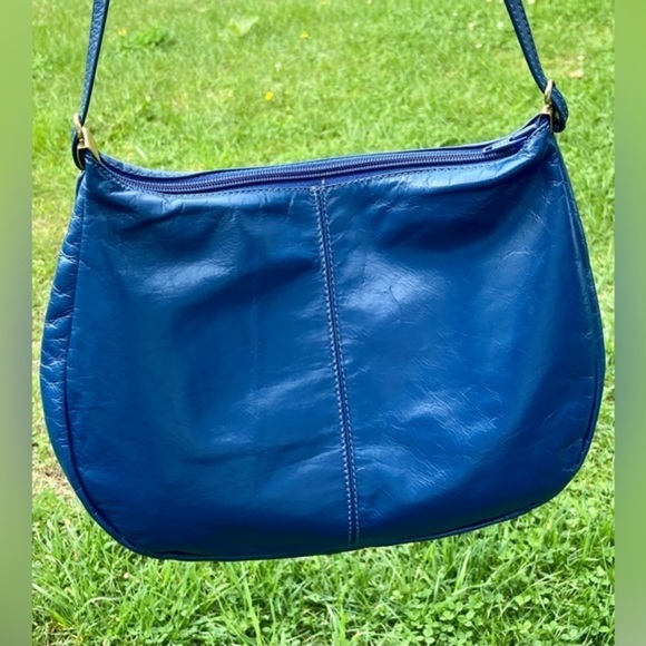 Women’s Isadora dark royal blue 100% genuine Leather crossbody purse thin‎ strap - Picture 13 of 14